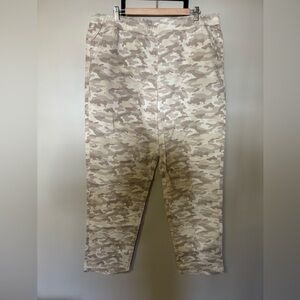 Womens Denim & Co Camouflage Print Pants